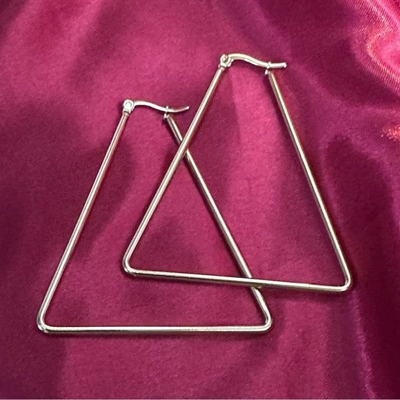 Gold Stainless Steel Geometric Hoop Earrings – Waterproof, Non-Tarnish, NWT - Picture 3 of 9